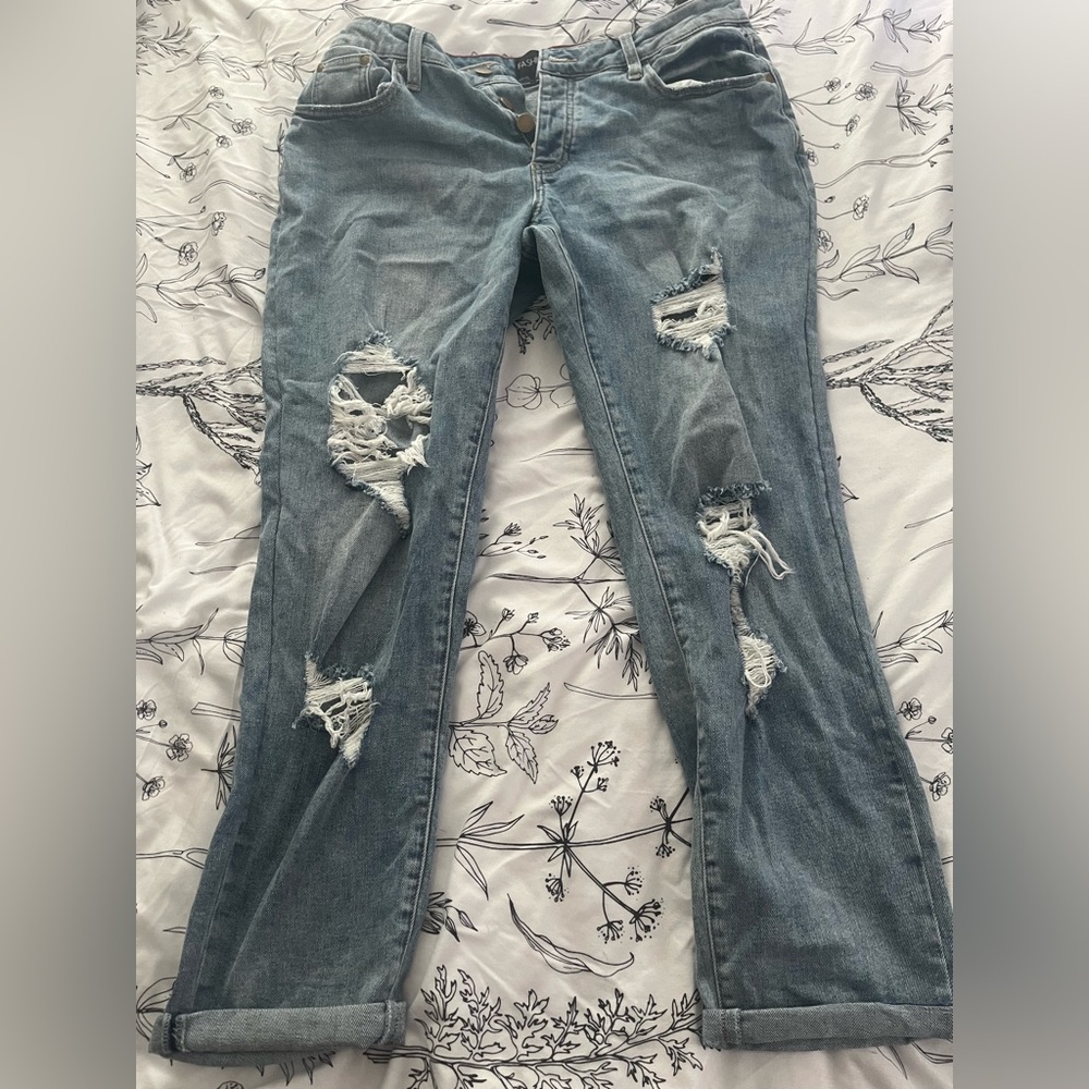 Ripped Boyfriend Jeans Size 9